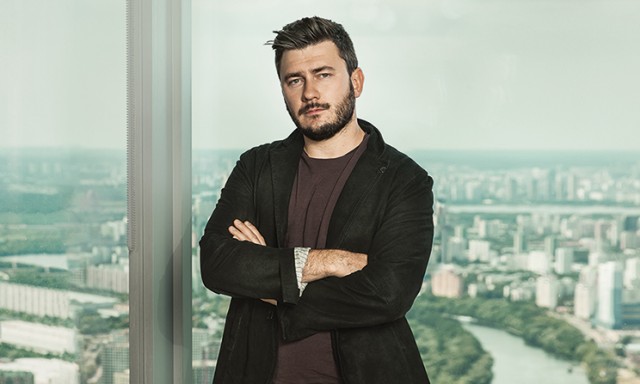 Дмитрий Глуховский